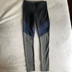 Outdoor Voices Legging